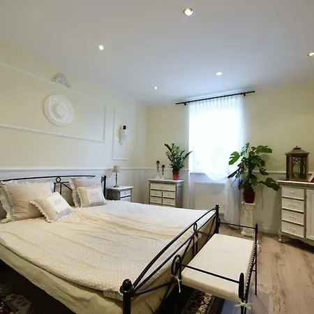 Sudlich Von Wien Apartment *